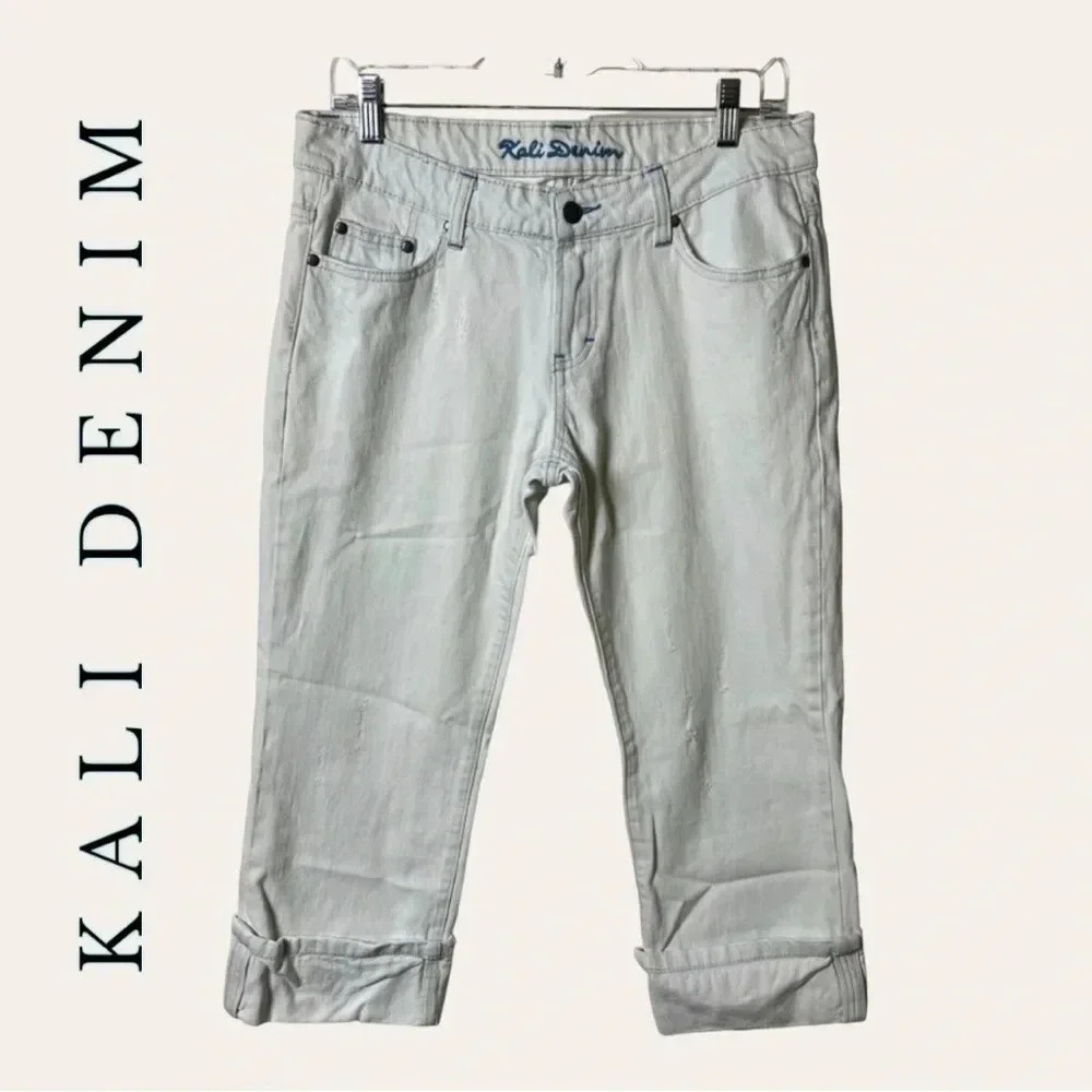 0793. KALI DENIM WHITE DENIM JEAN CAPRIS SIZE 7/8(JUNIORS) CUFFED‎ BOTTOMS
